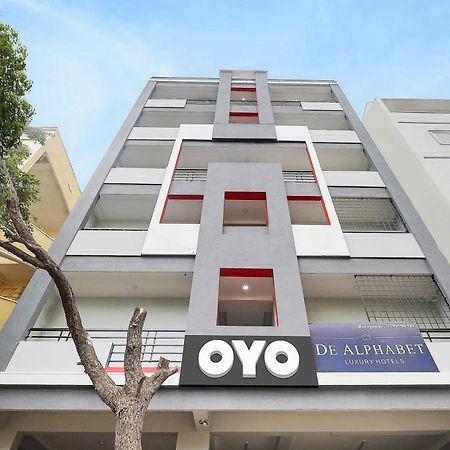 Super Townhouse De Alphabet Hotel Kukatpally Nexus Mall Hyderabad Esterno foto