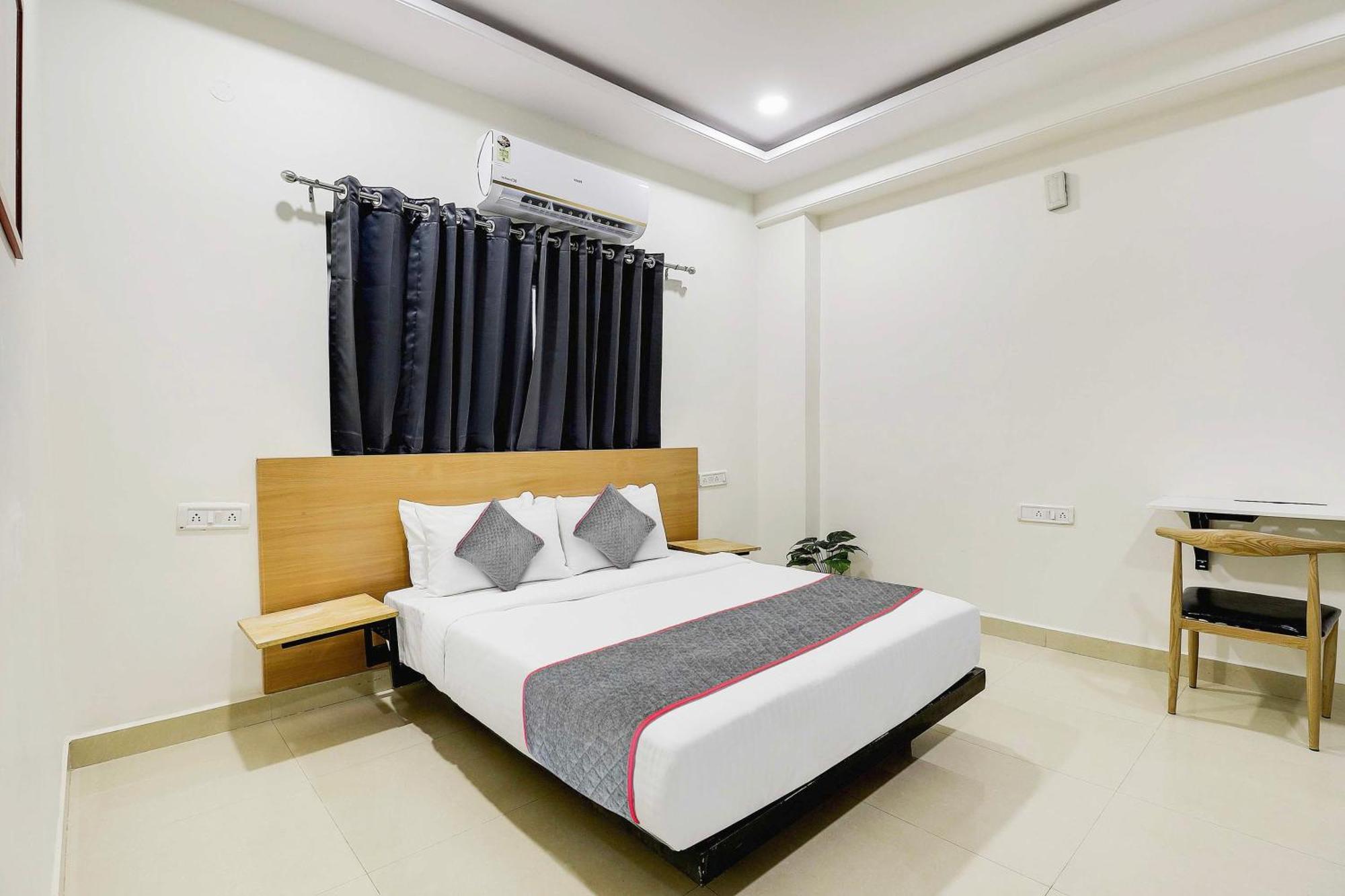 Super Townhouse De Alphabet Hotel Kukatpally Nexus Mall Hyderabad Esterno foto