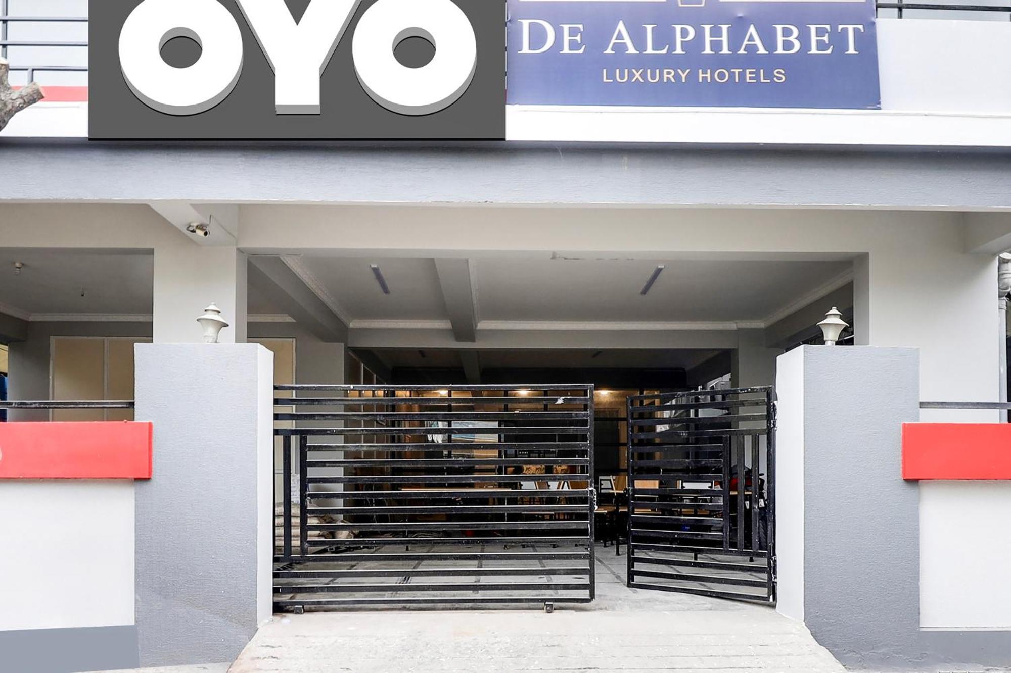 Super Townhouse De Alphabet Hotel Kukatpally Nexus Mall Hyderabad Esterno foto