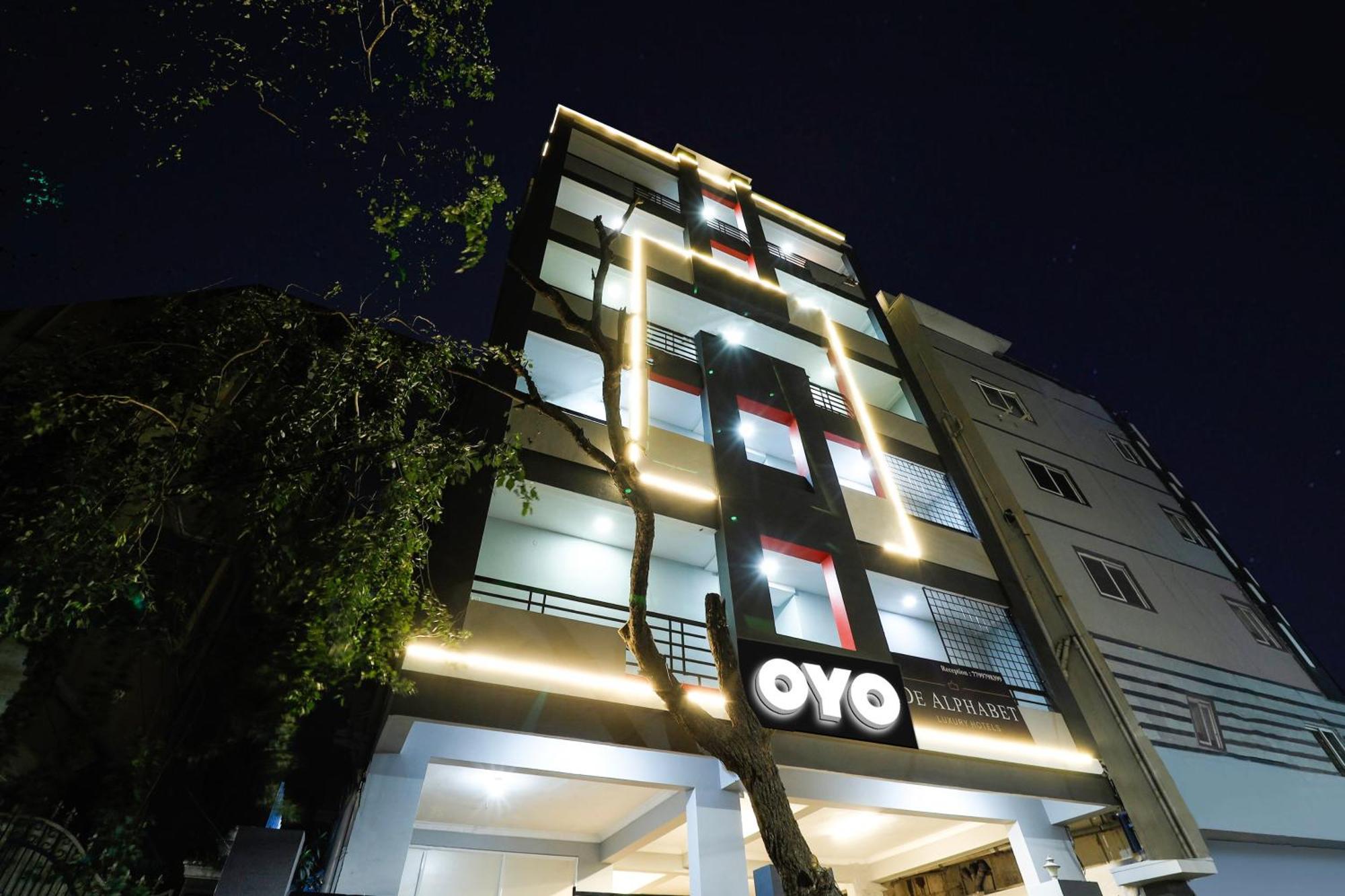 Super Townhouse De Alphabet Hotel Kukatpally Nexus Mall Hyderabad Esterno foto